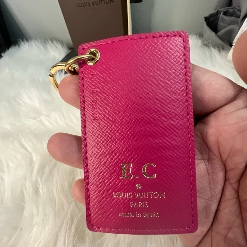 𝅺LOUIS vuitton Brown Illustre Air Balloon DE charm intial EC